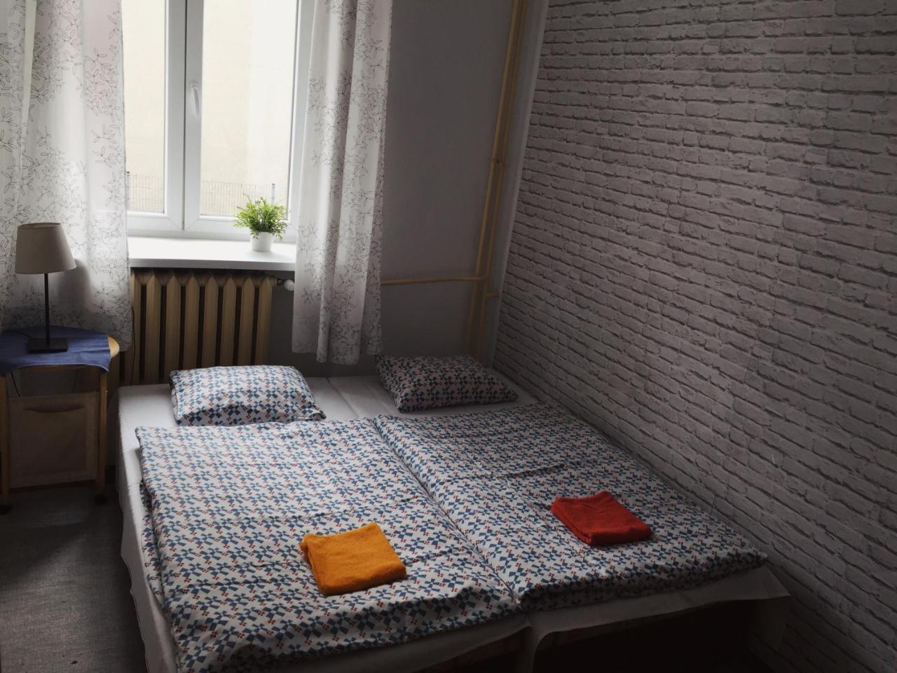 Hostel Aleje 28 Краков Экстерьер фото