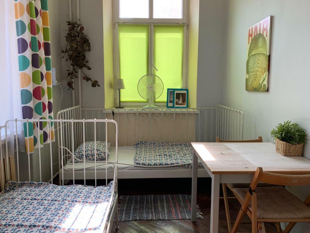Hostel Aleje 28 Краков Экстерьер фото